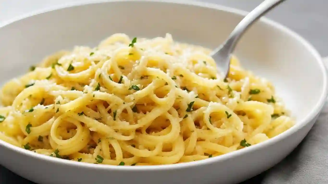 Garlic Butter Noodles: Creamy 15-Minute Recipe